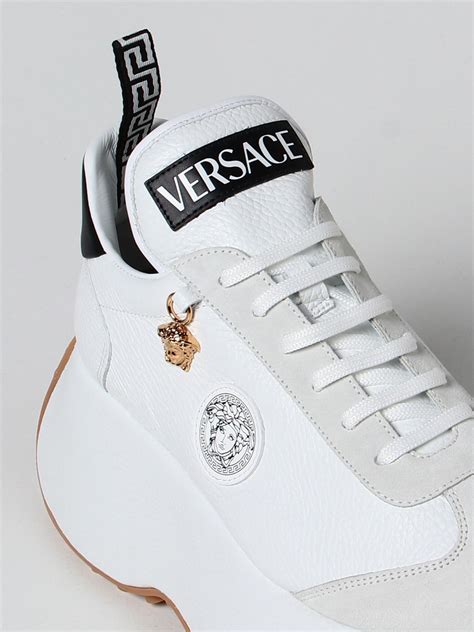 Zapatillas Versace para mujer 